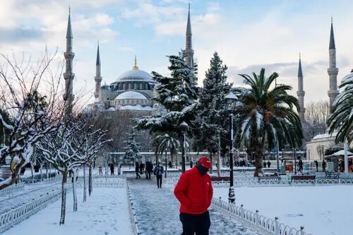 Umroh Plus Turki: Rasakan Musim Dingin yang Menyenangkan