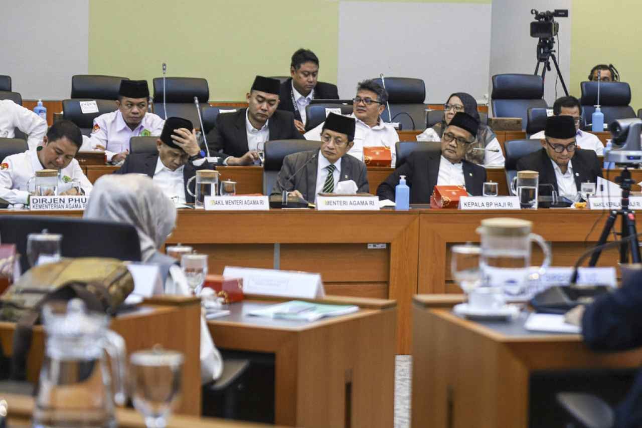 Biaya Haji 2025 Diharap Tetap Turun Usai Kemenag Temui Komisi VIII DPR RI