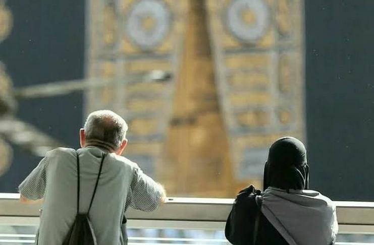 Umroh dengan Orang Tua, Barang Apa yang Sebaiknya Disiapkan Lebih Awal?